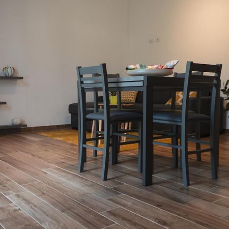 Alessandra'S Apartment ساساري المظهر الخارجي الصورة